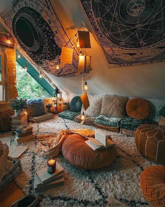 Bohemian Living Room Decor - Cozy Aesthetic Bedroom Home Decor Ideas