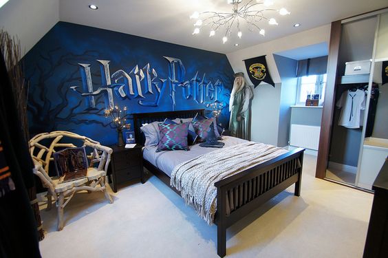 Harry Potter Room Decor - Harry Potter childrens mural room